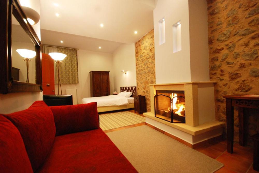 Hotel Parnassos อาราโชวา ห้อง รูปภาพ