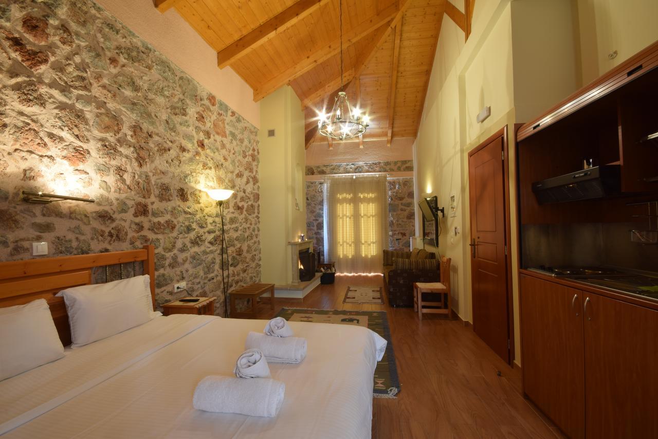 Hotel Parnassos อาราโชวา ภายนอก รูปภาพ